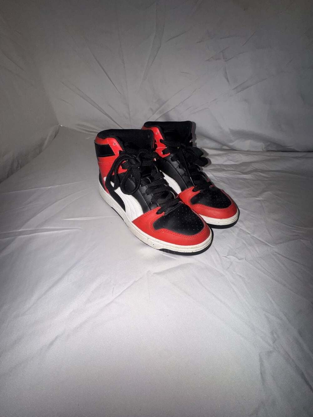 Puma Rebound Layup Size 6.5 Black Red White High Top Sneakers